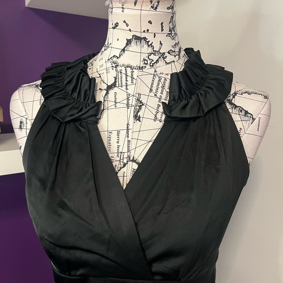 Donna Ricco Petite Sleeveless Little Black Dress - Picture 2 of 10